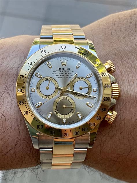 rolex daytona service.